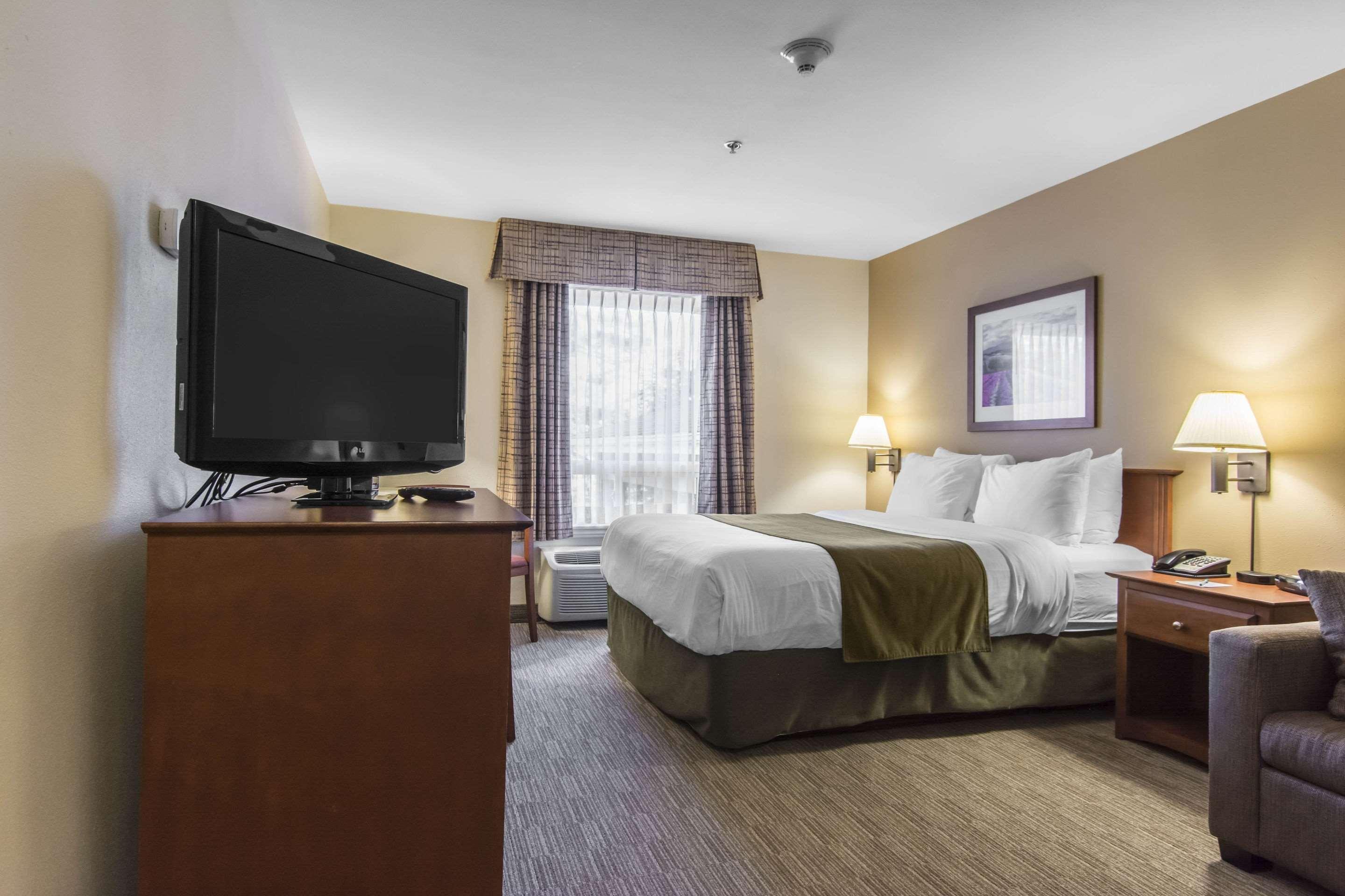 Quality Inn Airport Dieppe Moncton Exterior foto