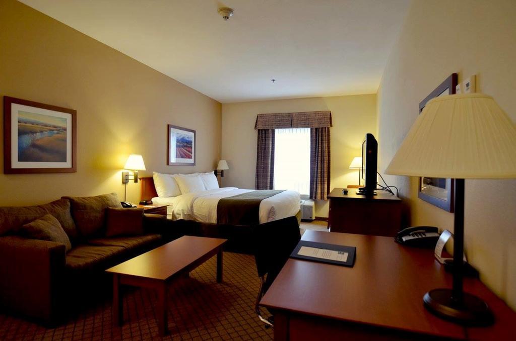 Quality Inn Airport Dieppe Moncton Exterior foto