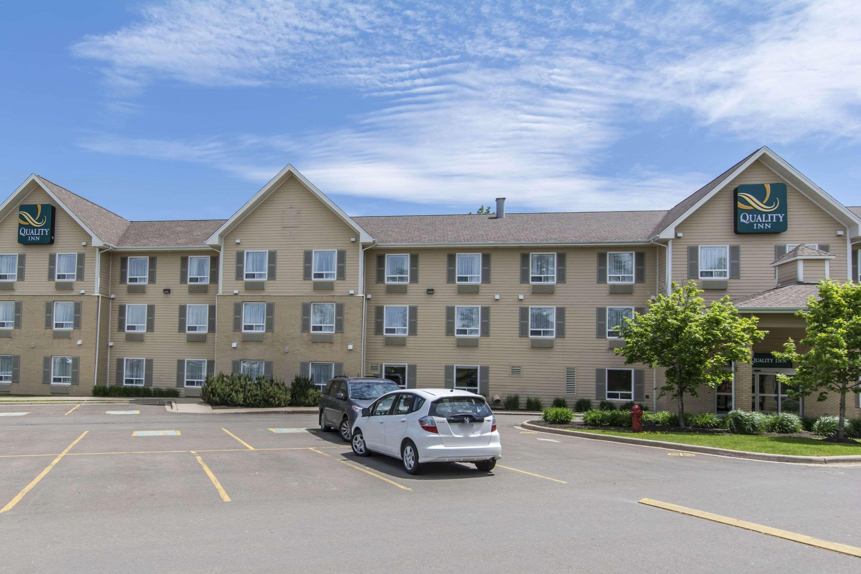 Quality Inn Airport Dieppe Moncton Exterior foto