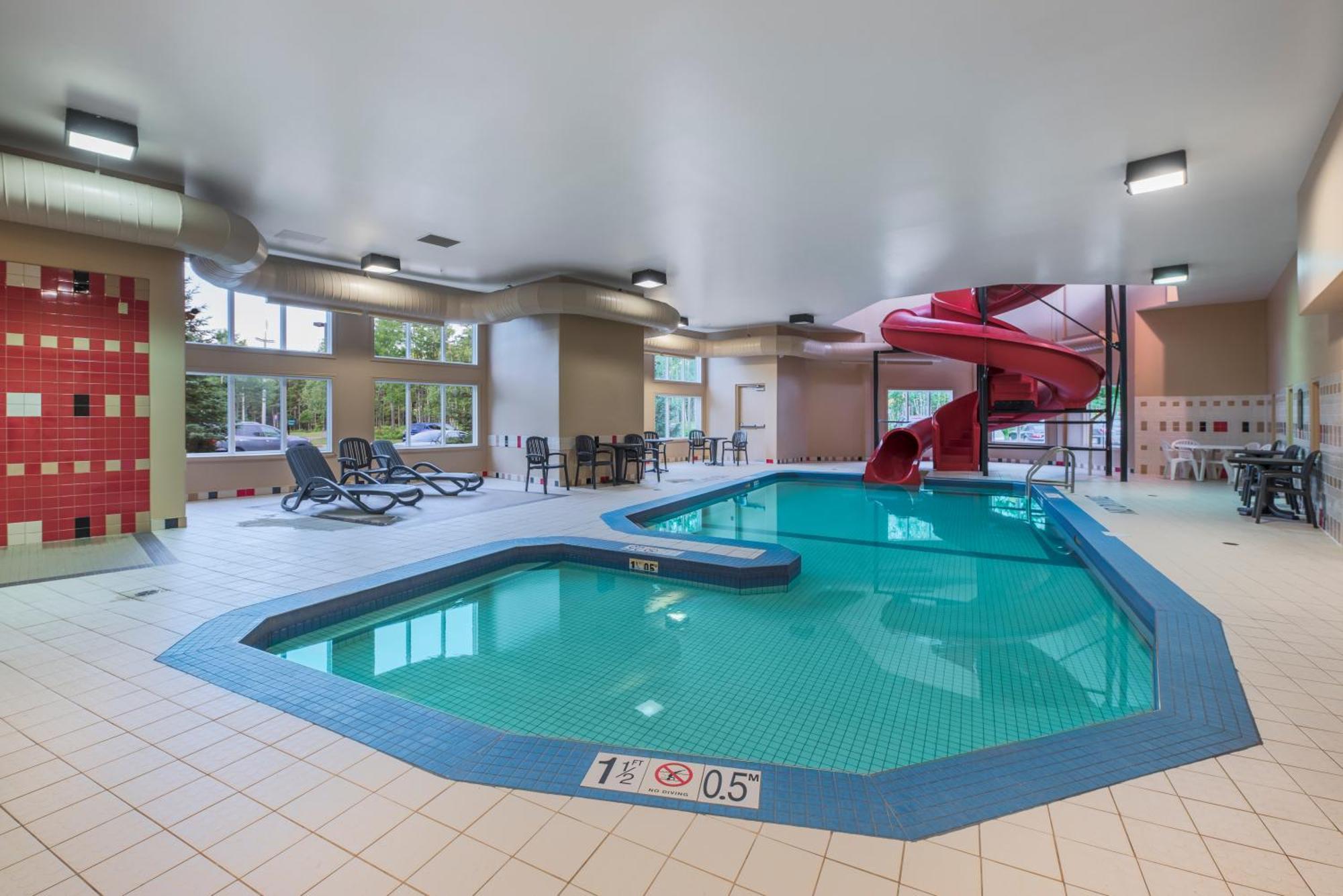 Quality Inn Airport Dieppe Moncton Exterior foto