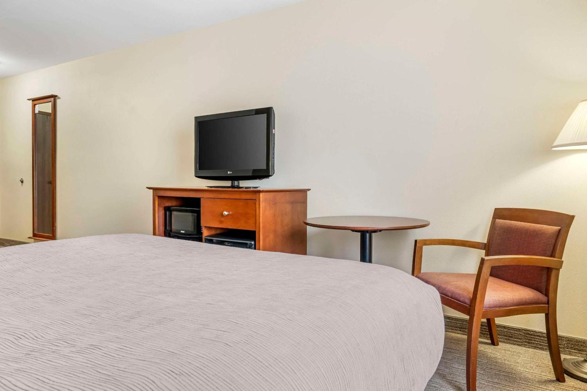 Quality Inn Airport Dieppe Moncton Exterior foto